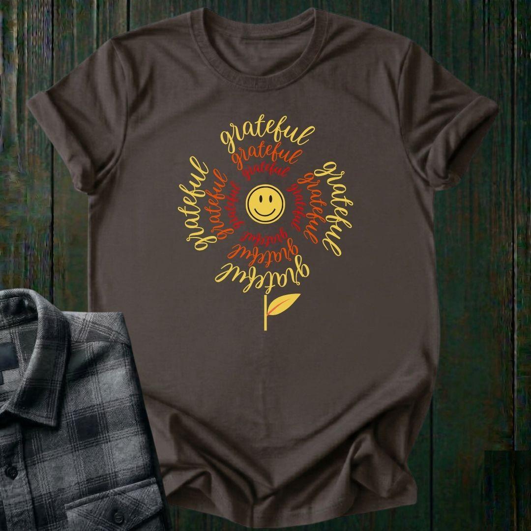 Grateful Smiley Flower, Unisex T-Shirt