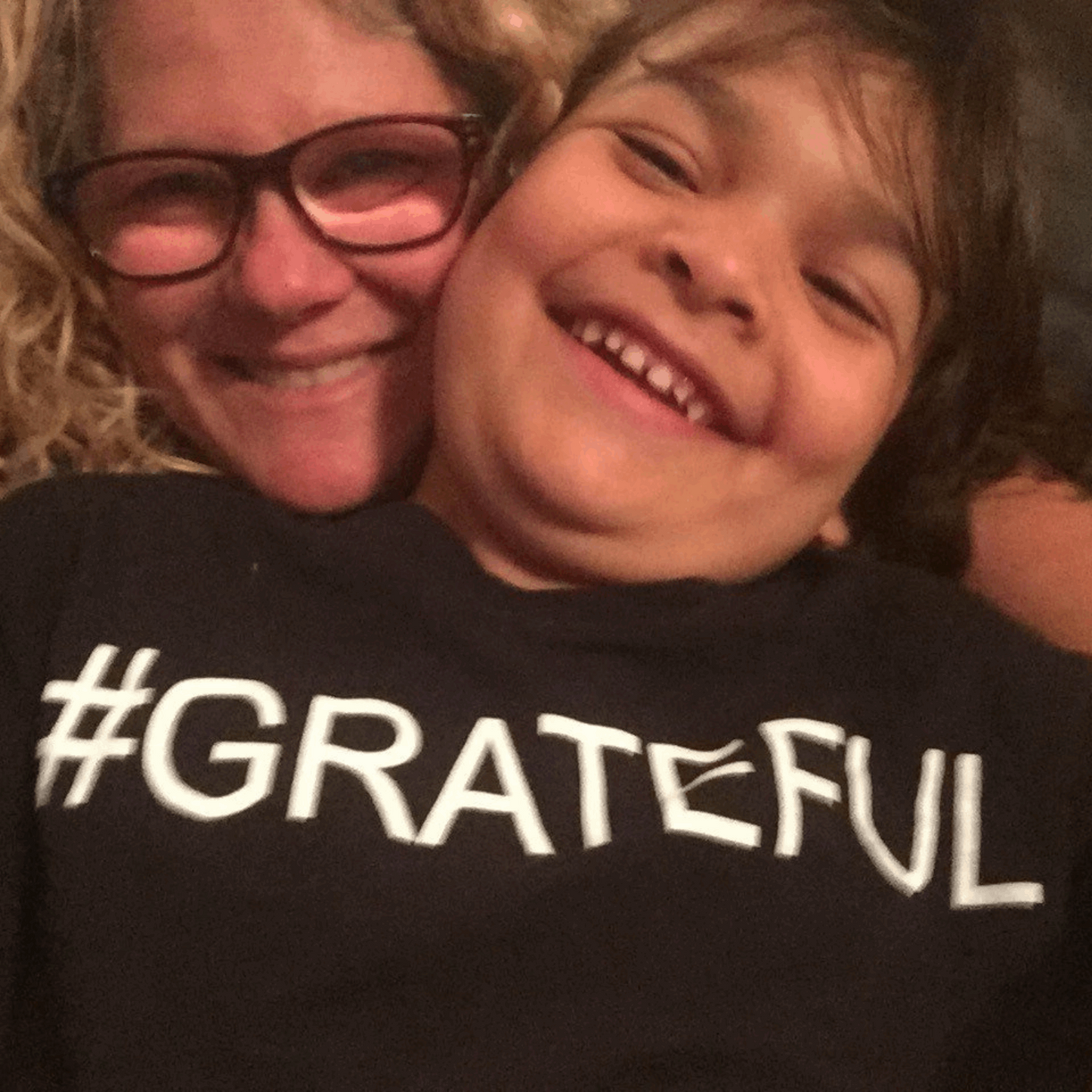 #GRATEFUL T-shirt Black 100% Cotton Unisex Tee-Shirt with White Accents